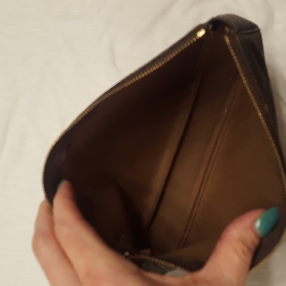 sold# Authentic Louis Vuitton - Picture 4 of 7